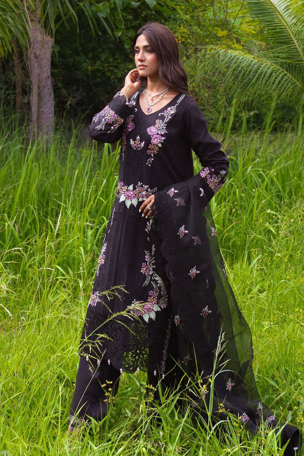 Black Embroidered Cambric Partywear Salwar Kameez Online in Dubai UAE Abudhabi Ajman Sharjah