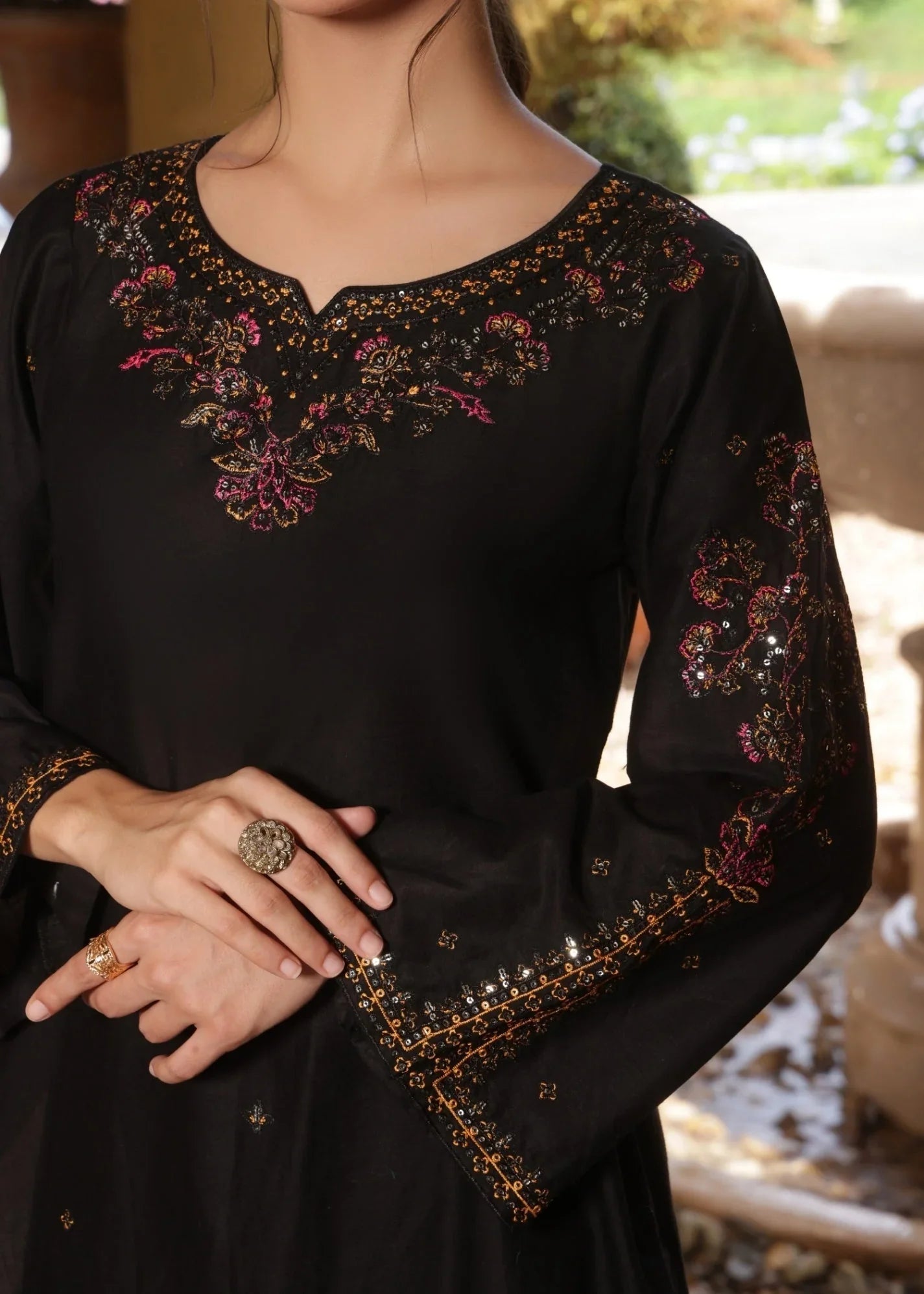 Black Embroidered Cotton Kurta Partywear Online in Dubai UAE Abudhabi Ajman Sharjah