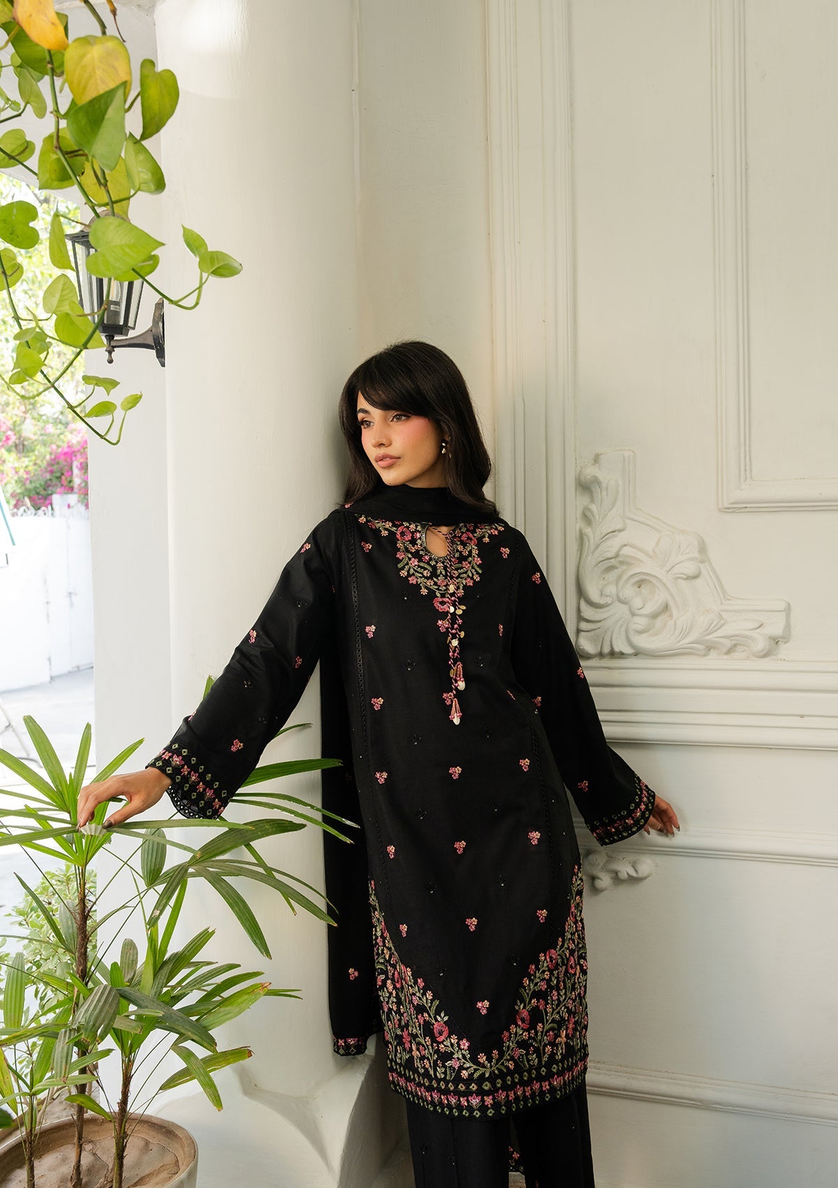 Black Embroidered Lawn 3 Piece Suit Online in Dubai DXB UAE Abudhabi Meena Bazaar