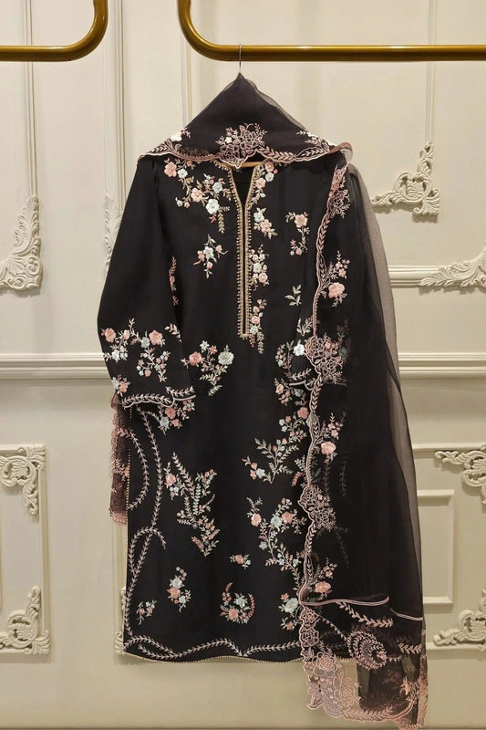 Black Embroidered Lawn Cotton Salwar Kameez Online in Dubai UAE Abudhabi Ajman Sharjah