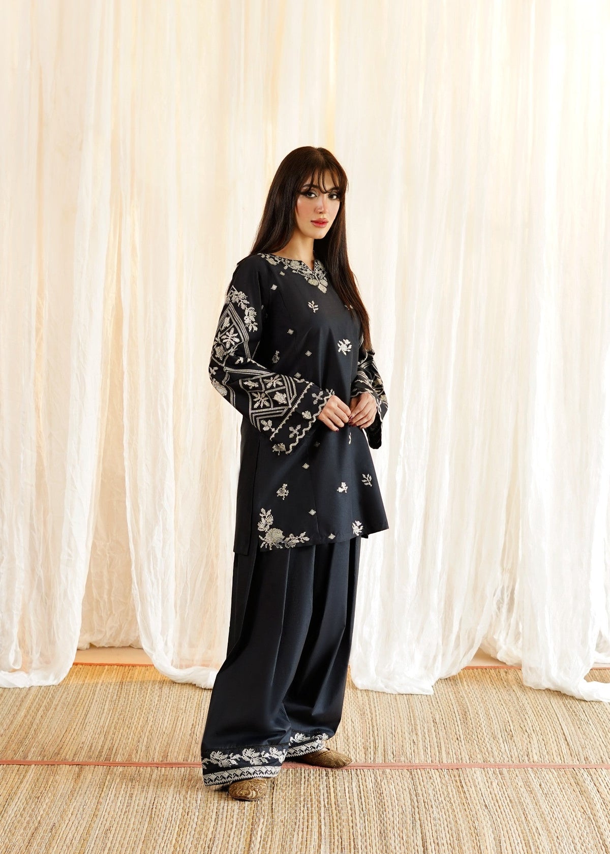 Black Embroidered Lawn Kurta Set Online in Dubai DXB UAE Abudhabi Meena Bazaar