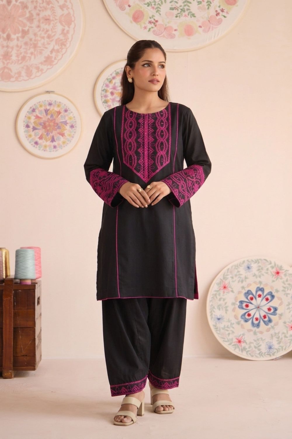 Black Embroidered Lawn Kurta Set Online in Dubai UAE Abudhabi Ajman Sharjah