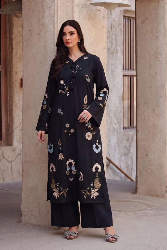 Black Embroidered Lawn Kurta Set Online in Dubai UAE Abudhabi Ajman Sharjah