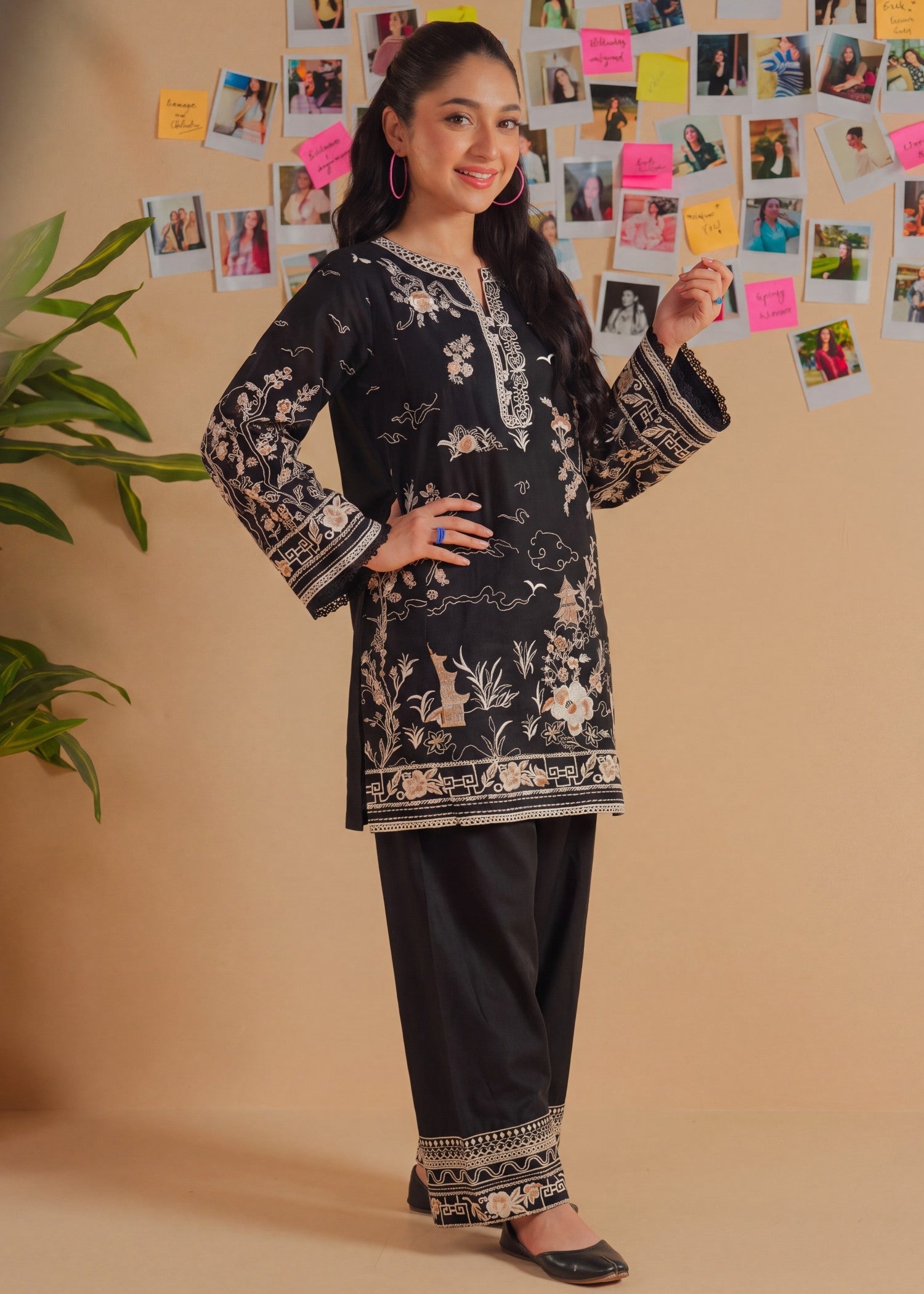 Black Embroidered Lawn Pakistani Suit Online in Dubai UAE Abudhabi Ajman Sharjah