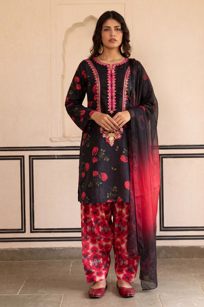 Black Embroidered Lawn Shalwar Kameez Online in Dubai UAE Abudhabi Ajman Sharjah