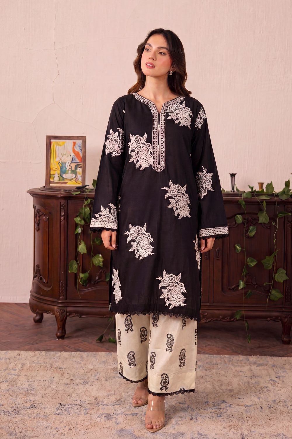 Black Embroidered Lawn Straight Cut Kurta Online in Dubai UAE Abudhabi Ajman Sharjah