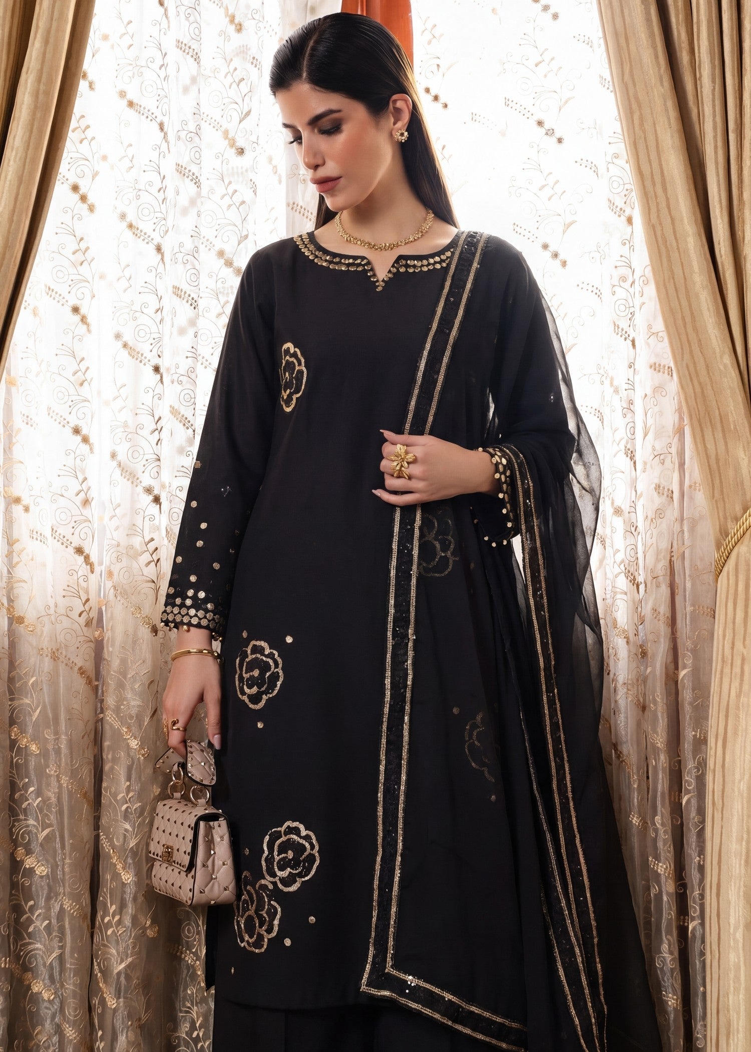 Black Embroidered Lawn Suit with Chiffon Dupatta Online in KSA Riyadh Saudi Arabia Oman Bahrain Qatar