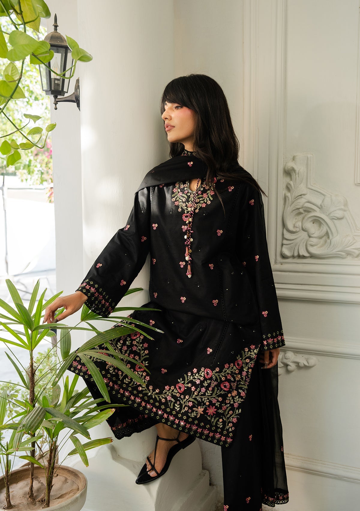 Black Embroidered Lawn Unstitched Suit Online in UK USA Canada