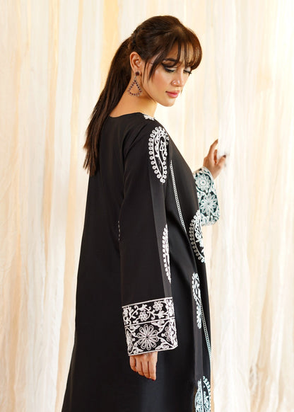 Black Embroidered Pakistani Lawn Kurta Set Online in KSA Riyadh Saudi Arabia Oman Bahrain Qatar