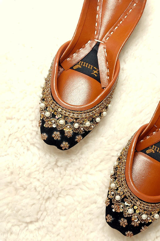 Black Hand Embroidered Leather Khussa Online in Dubai UAE Abudhabi Ajman Sharjah