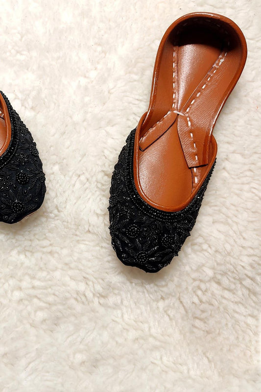 Black Hand Embroidered Leather Khussa Online in Dubai UAE Abudhabi Ajman Sharjah