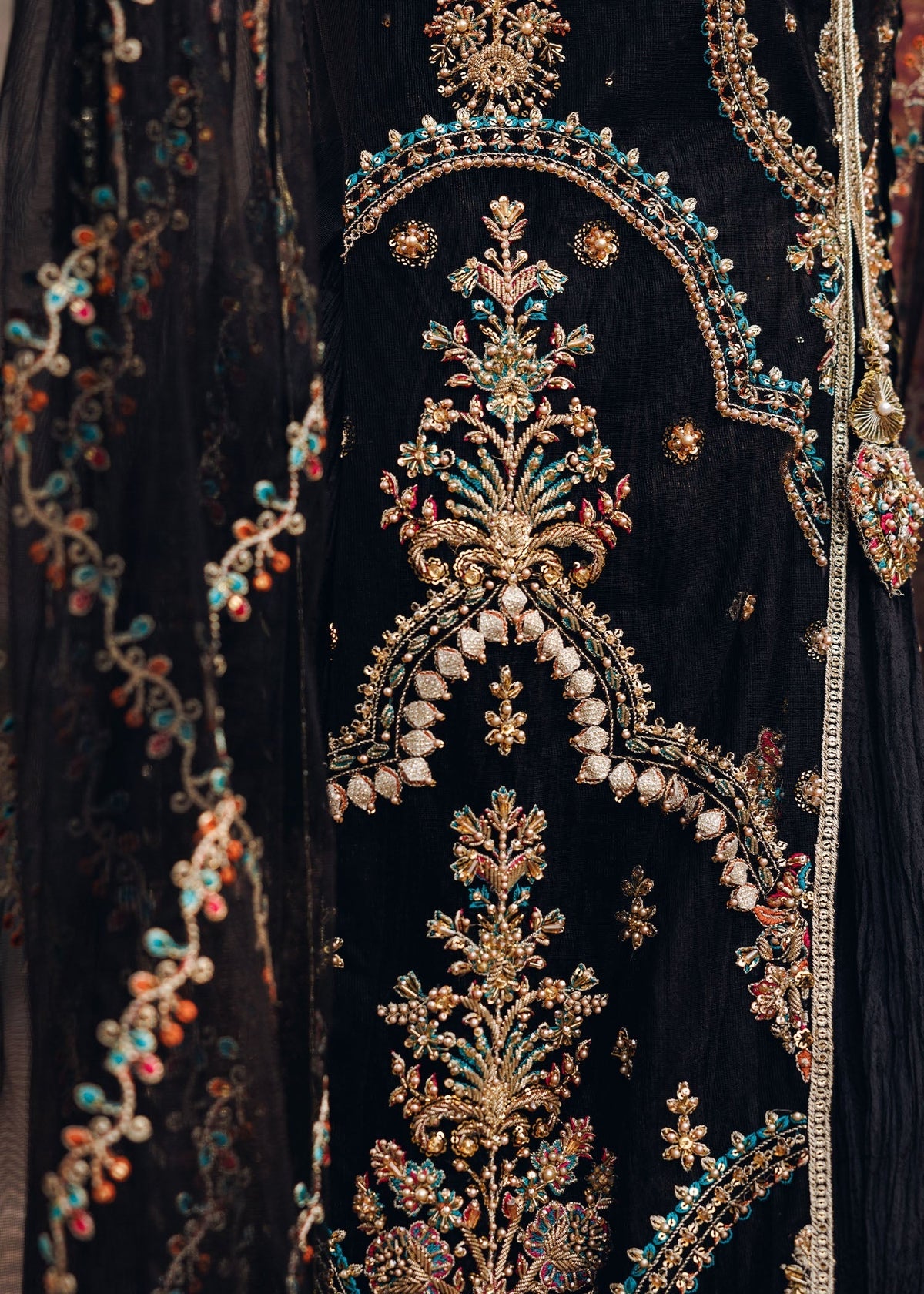 Black Net Crush Sharara Pakistani Wedding Dresses Online in Dubai UAE Abudhabi Ajman Sharjah