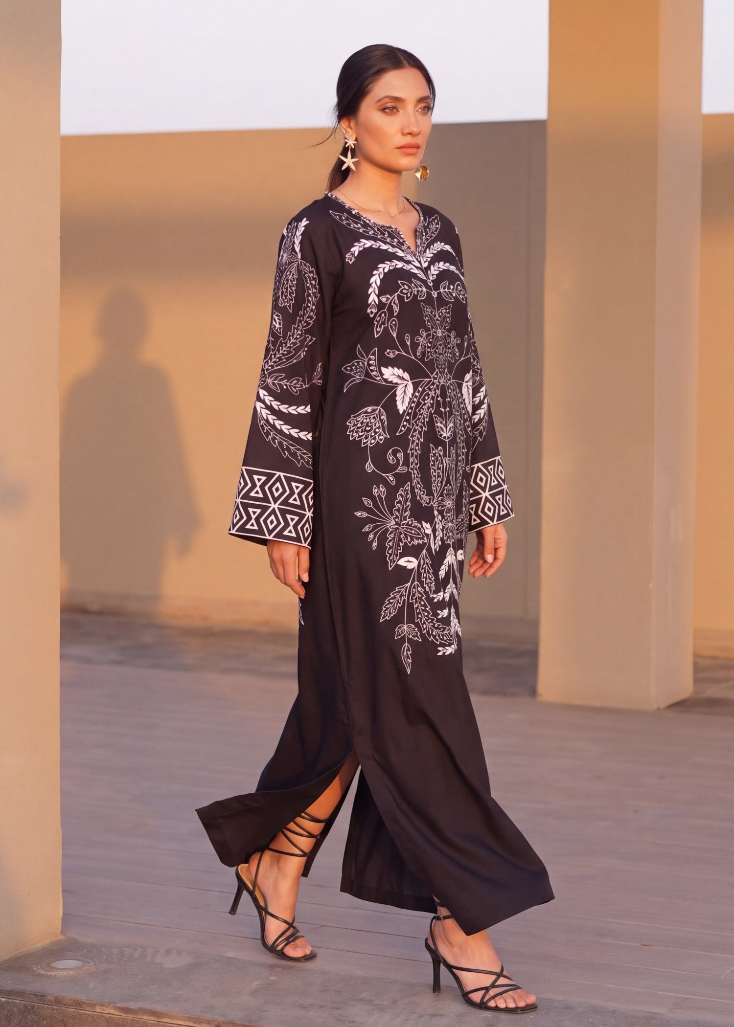 Black Silk Kaftan Partywear Online in Dubai DXB UAE Abudhabi Meena Bazaar