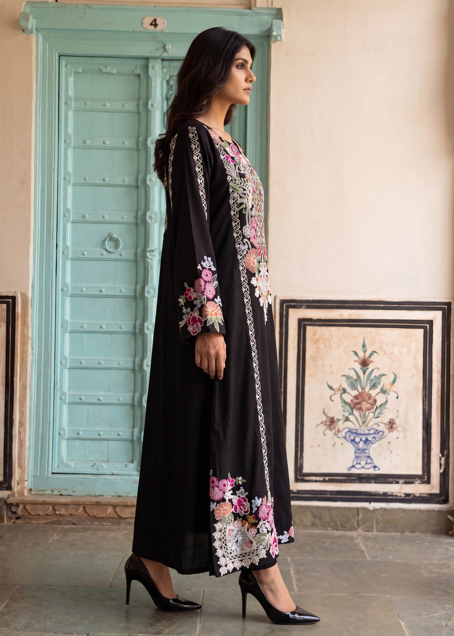 Black Summer Lawn Suit for Women Online in Dubai UAE Abudhabi Ajman Sharjah