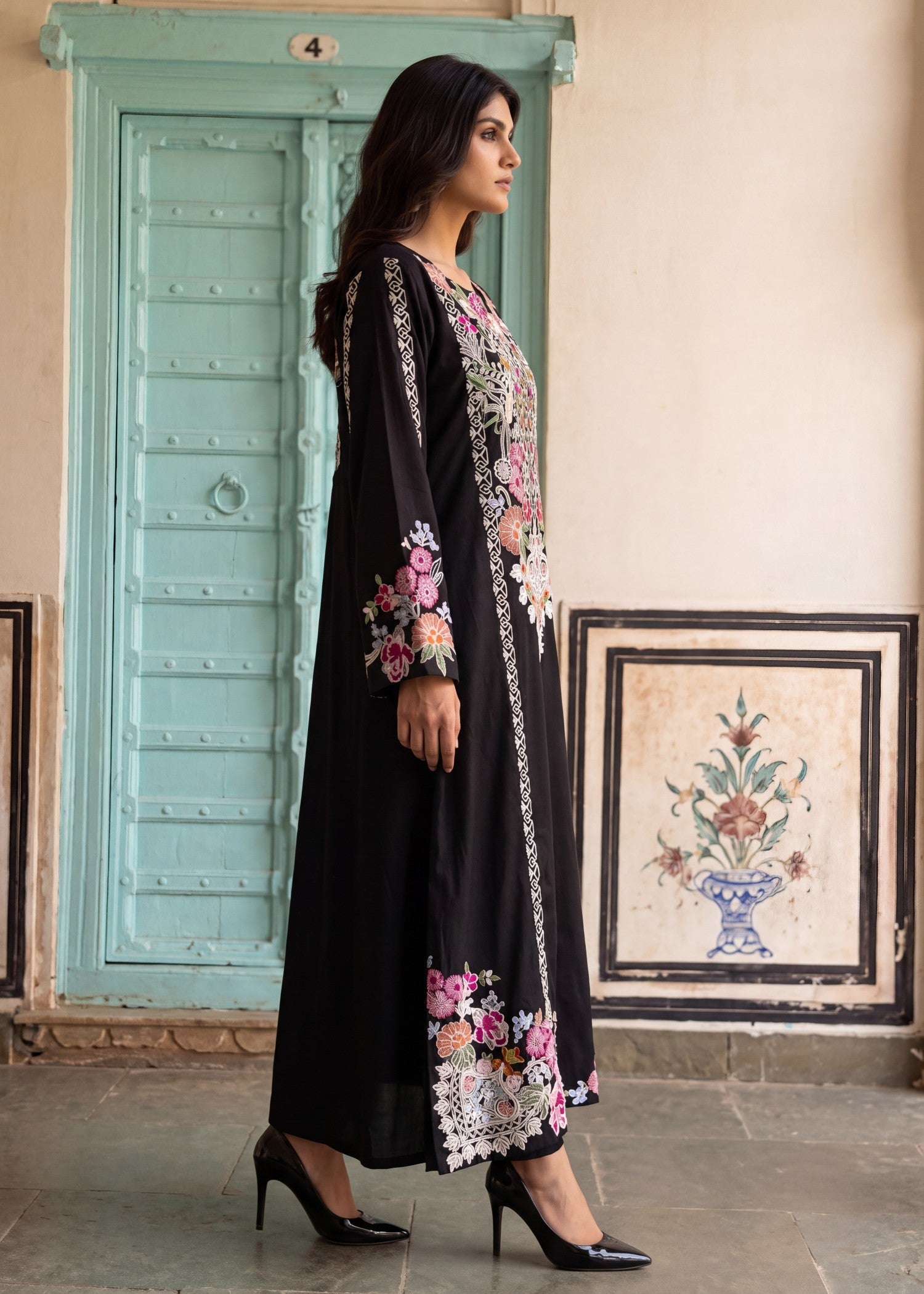 Black Summer Lawn Suit for Women Online in Dubai UAE Abudhabi Ajman Sharjah