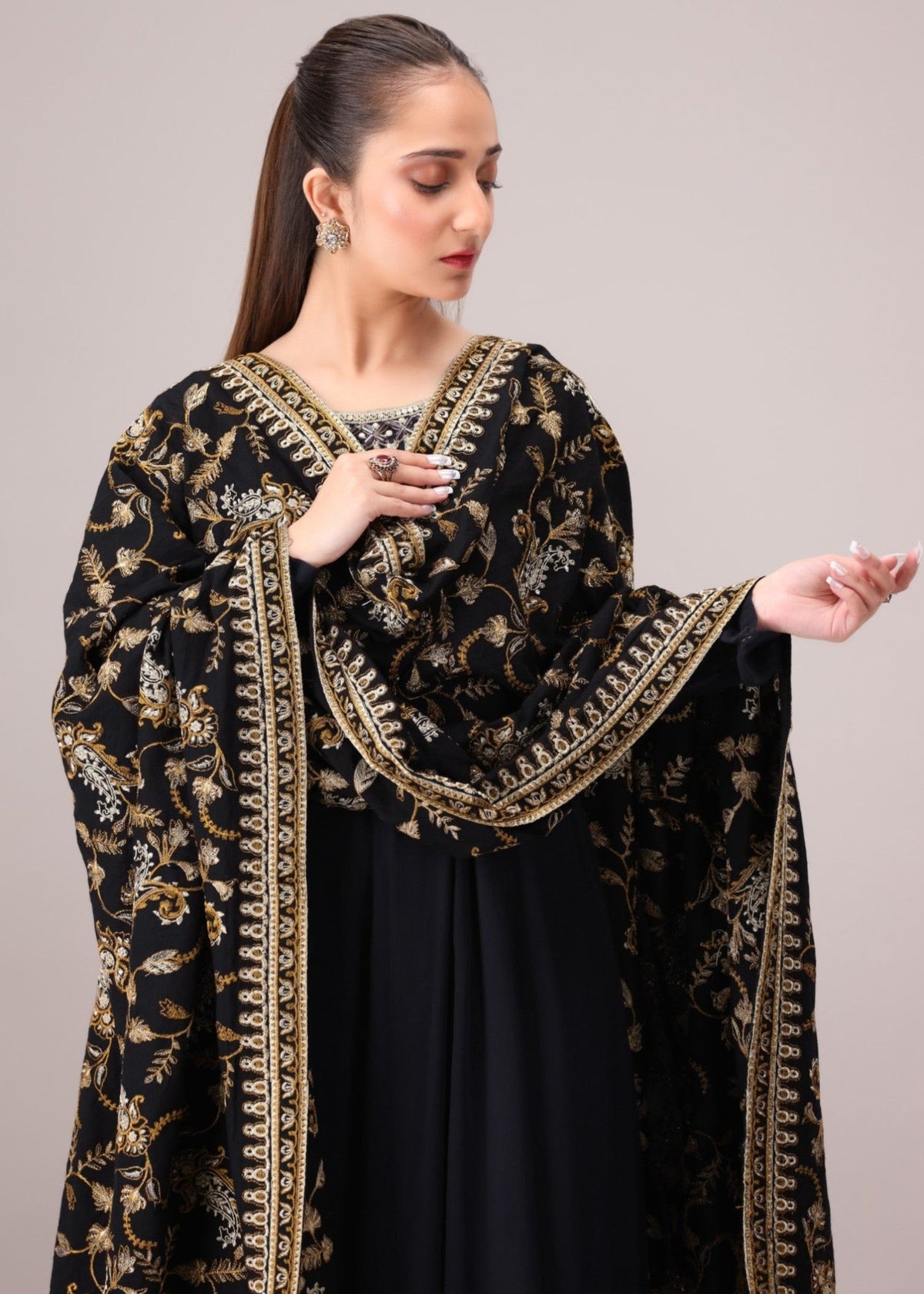 Black Winter Embroidered Dhanak Shawl Online in KSA Riyadh Saudi Arabia Oman Bahrain Qatar
