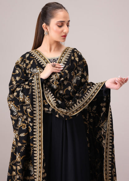 Black Winter Embroidered Dhanak Shawl Online in KSA Riyadh Saudi Arabia Oman Bahrain Qatar