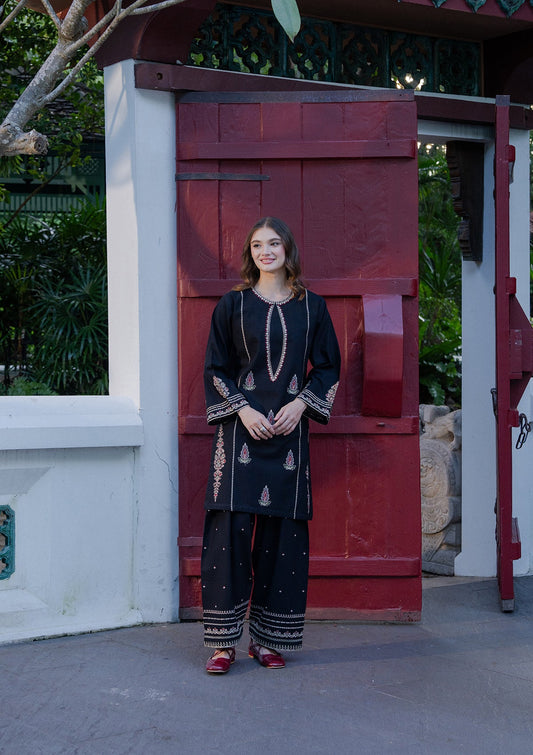 Black Winter Wear Khaddar Salwar Kameez Online in Dubai DXB UAE Abudhabi Meena Bazaar