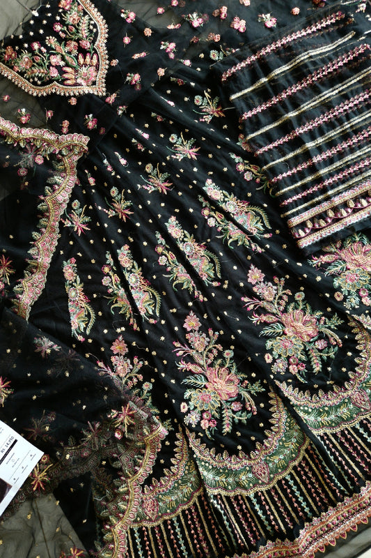 Black Embroidered Anarkali / Lehenga
