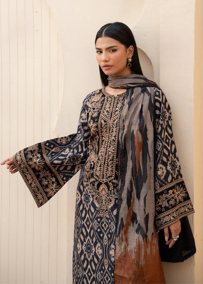 Black Embroidered Khaddar Kurta Trouser Set Online in KSA Riyadh Saudi Arabia Oman Bahrain Qatar