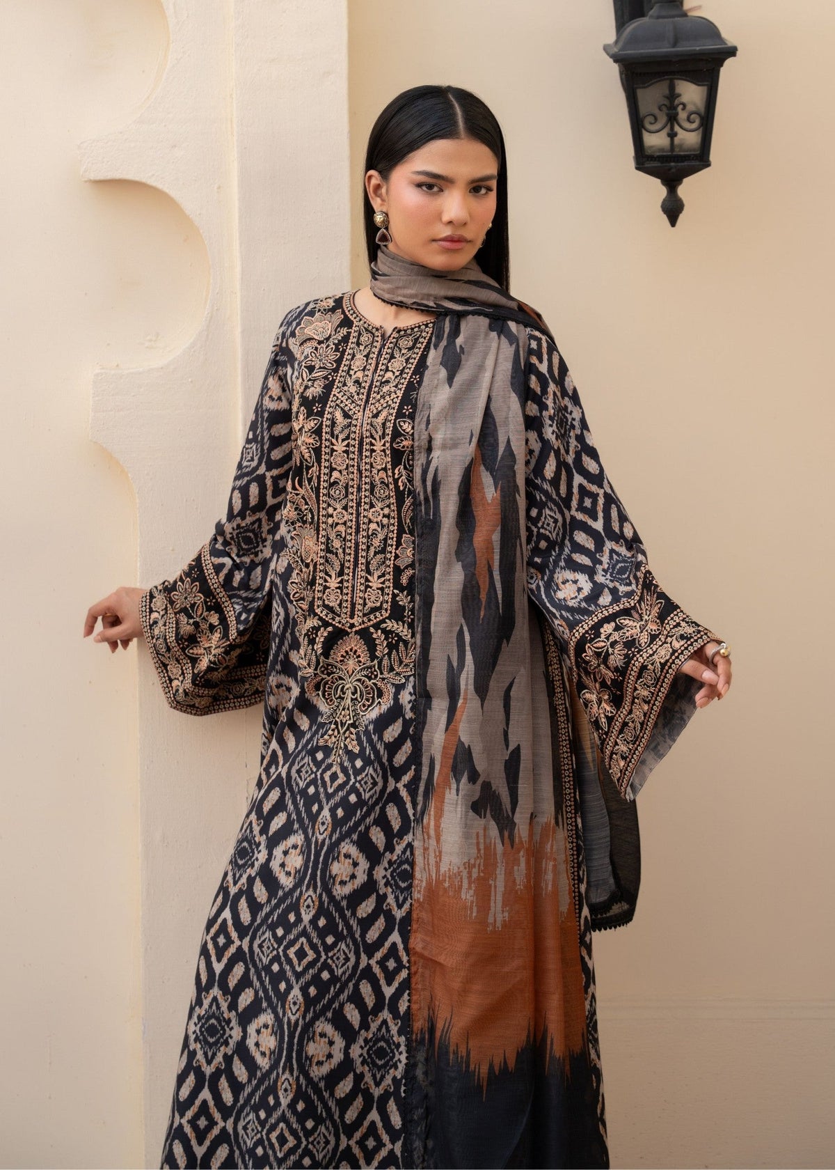 Winter Wear Black Khaddar Salwar Kameez Online in KSA Riyadh Saudi Arabia Oman Bahrain Qatar