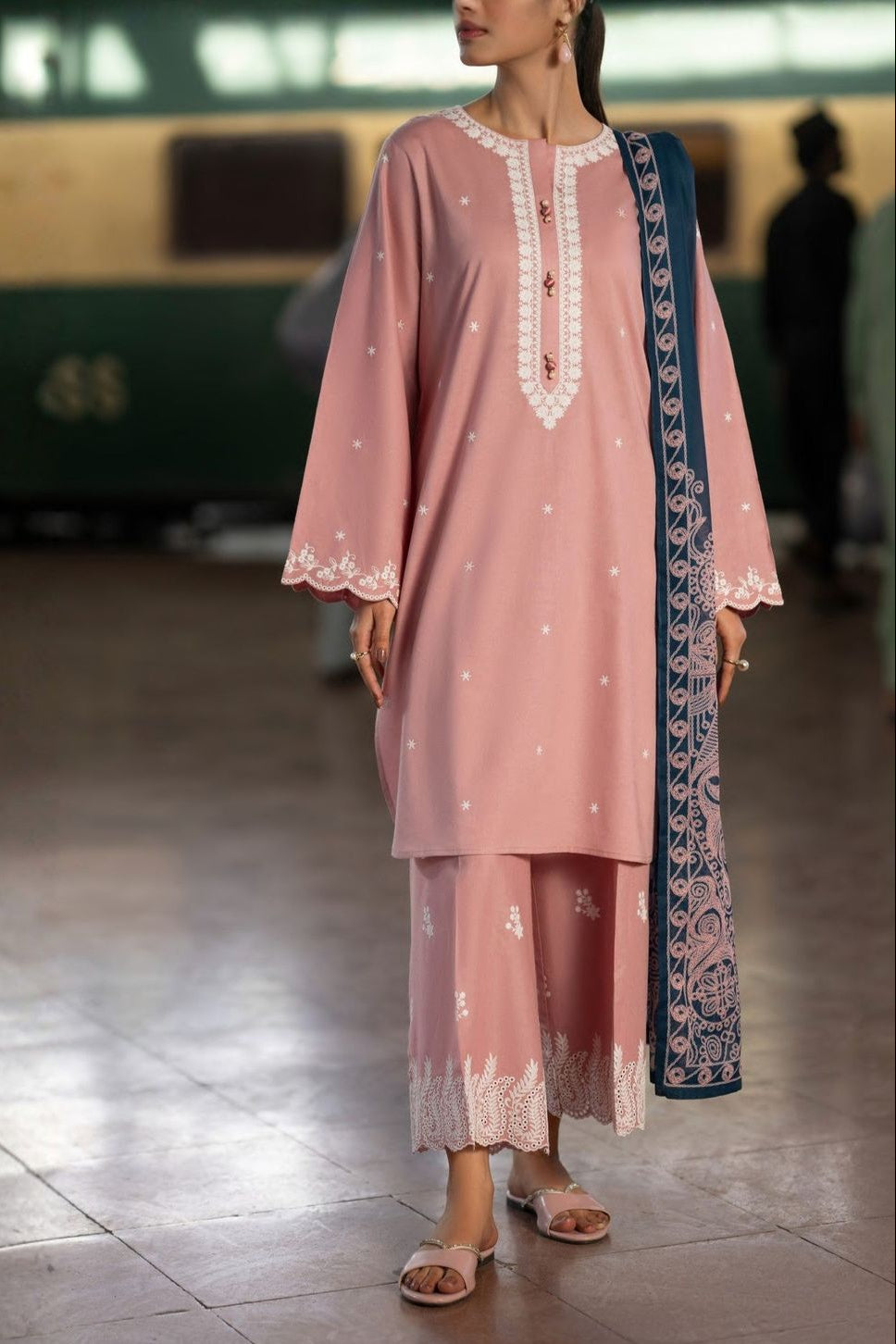 Blush Embroidered Lawn Shalwar Kameez Online in Dubai UAE Abudhabi Ajman Sharjah