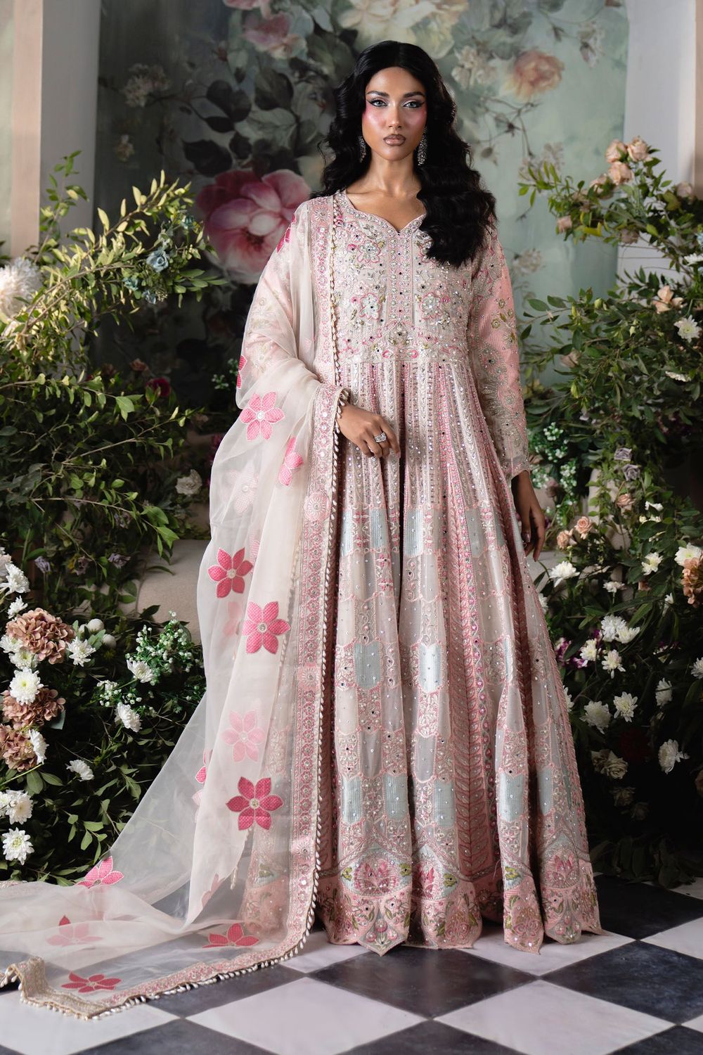 Blush Pink Embroidered Chiffon Wedding Guest Suit Online in Dubai UAE Abudhabi Ajman Sharjah