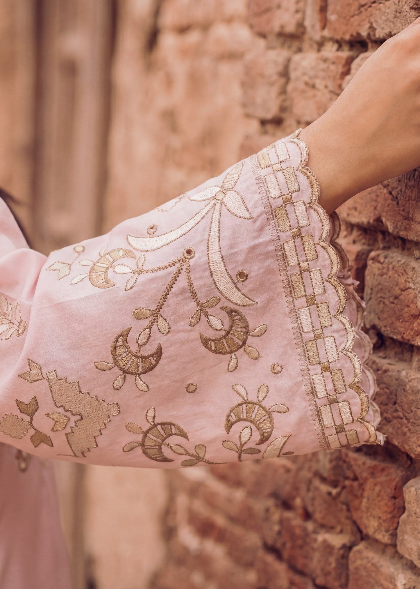 Blush Pink Embroidered Lawn Kurta with Palazzo Online in Dubai UAE Abudhabi Ajman Sharjah