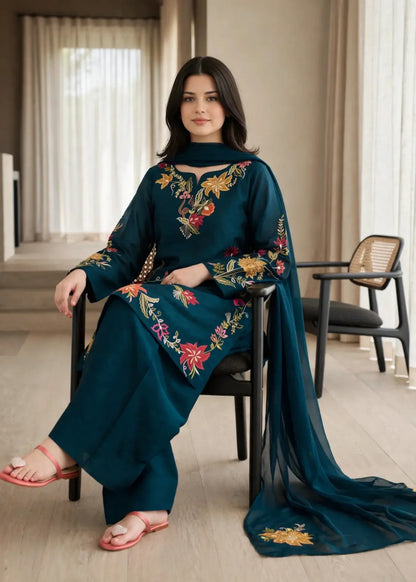 Bondi Blue Lawn Cotton Embroidered Kurta Set Online in KSA Riyadh Saudi Arabia Oman Bahrain Qatar