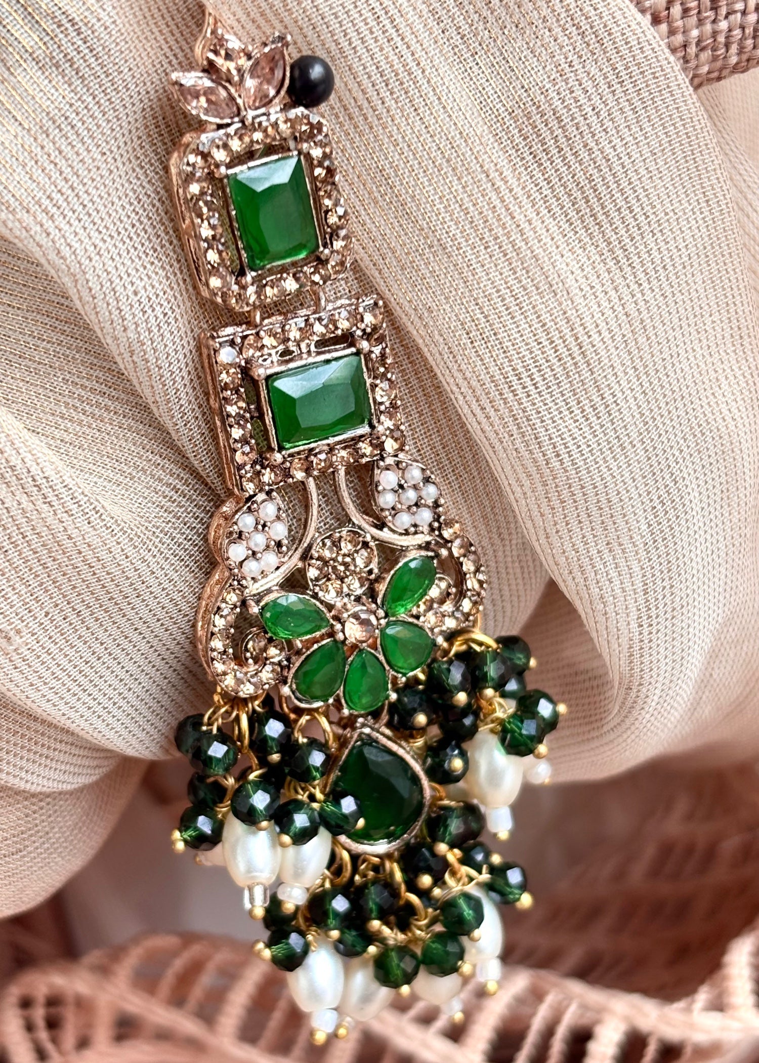 Bridal Green Stone Jewellery Set Online in KSA Riyadh Saudi Arabia Oman Bahrain Qatar