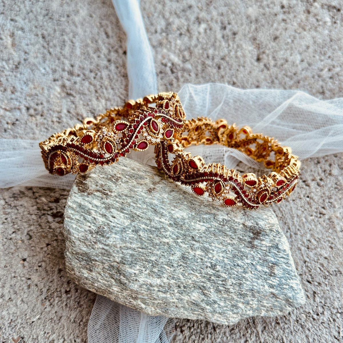 Bridal Maroon Bangles with Gold Plating Online in KSA Riyadh Saudi Arabia Oman Bahrain Qatar