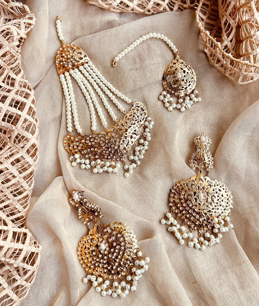 Bridal White Necklace Set Gold Plated Online in KSA Riyadh Saudi Arabia Oman Bahrain Qatar