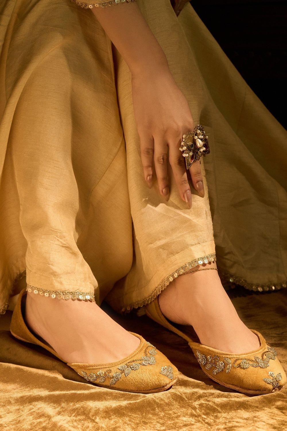 Brown Velvet Embroidered Khussa Online in Dubai UAE Abudhabi Ajman Sharjah