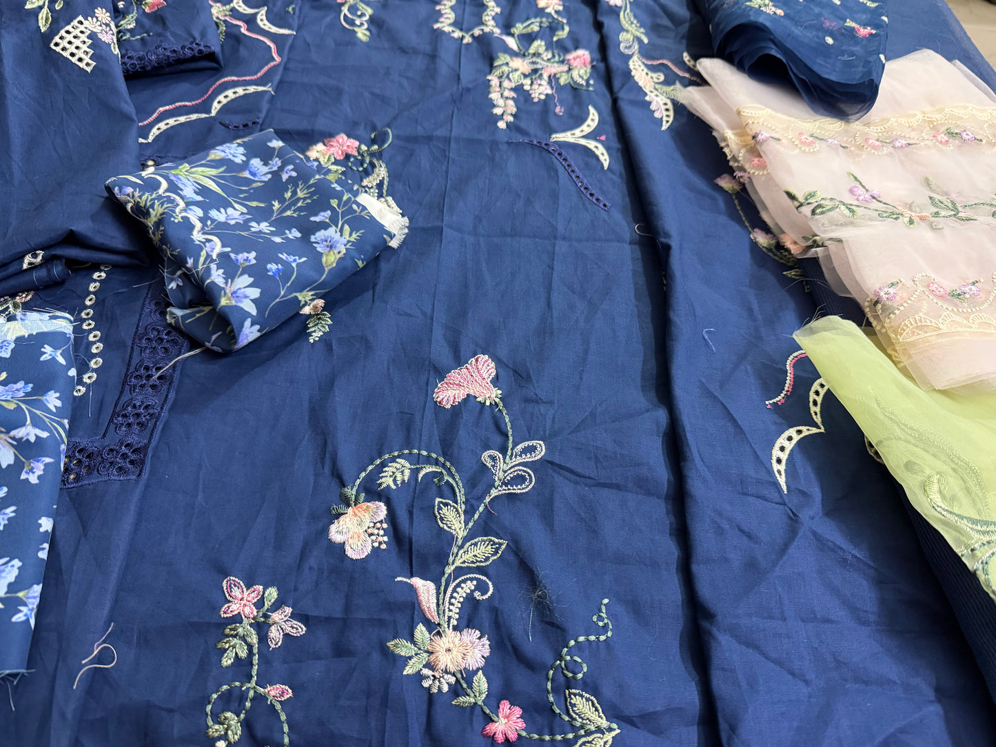 Buy Crimson Lawn 2026 Embroidered Suit Online in Dubai DXB UAE Abudhabi Meena Bazaar