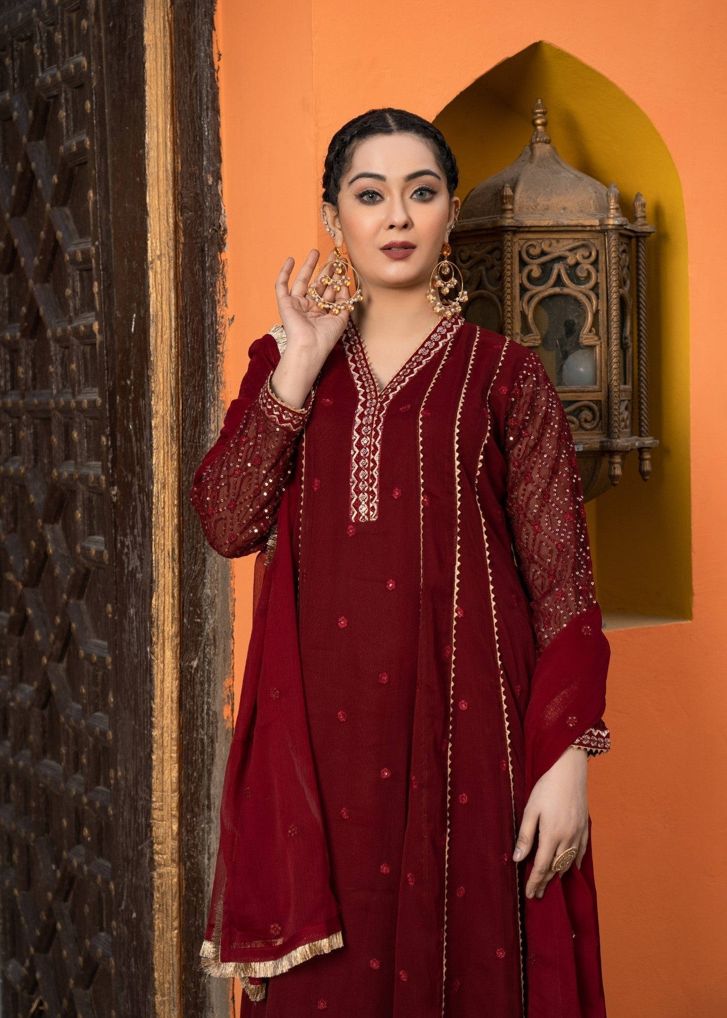 Buy Maroon Embroidered Chiffon Pakistani Suit Online in KSA Riyadh Saudi Arabia Oman Bahrain Qatar