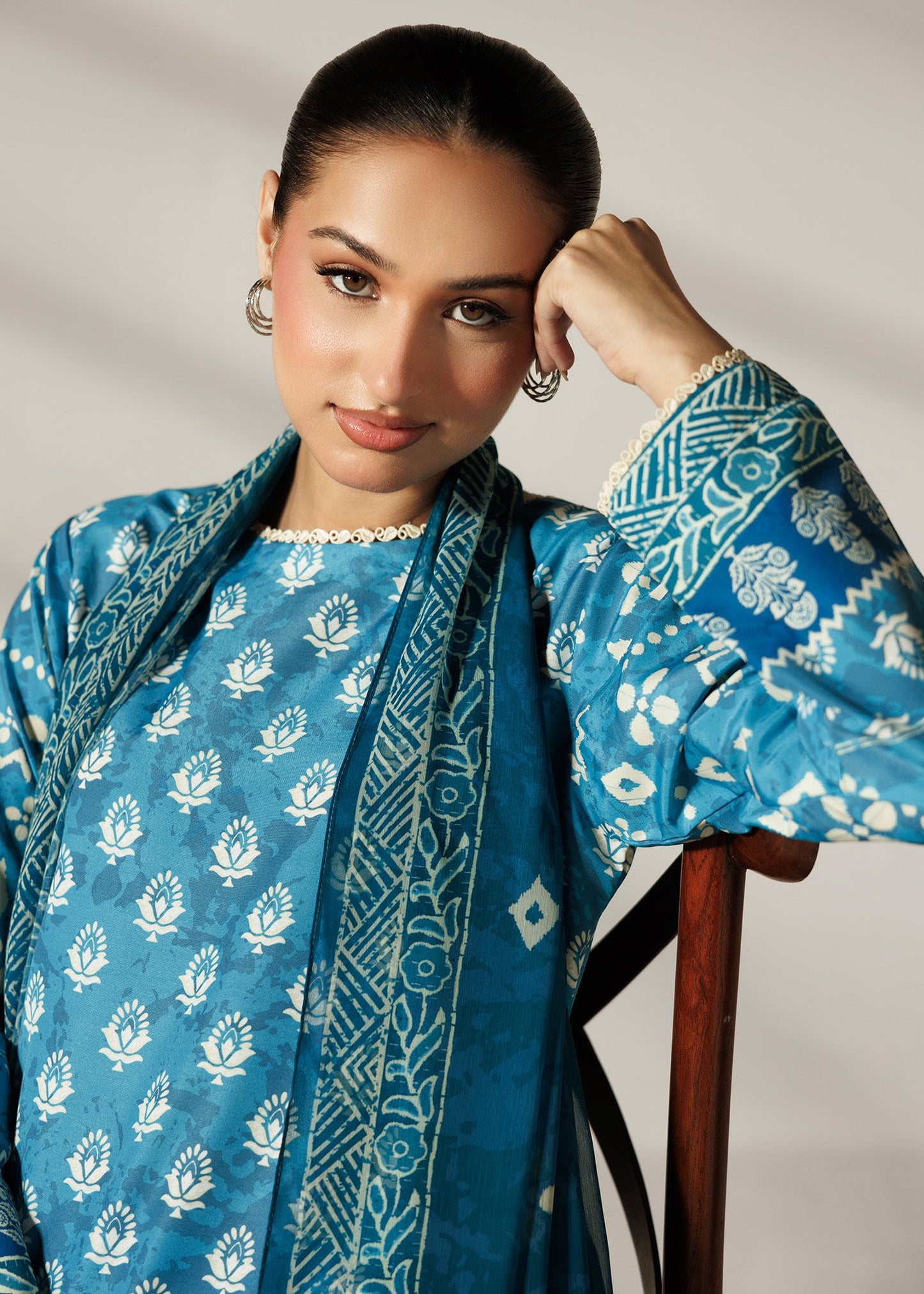 Casual Multi Print Silk Lawn Salwar Kameez Online in KSA Riyadh Saudi Arabia Oman Bahrain Qatar