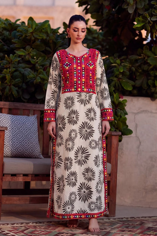 Chalk Embroidered Lawn Daily Wear Suit Online in Dubai UAE Abudhabi Ajman Sharjah