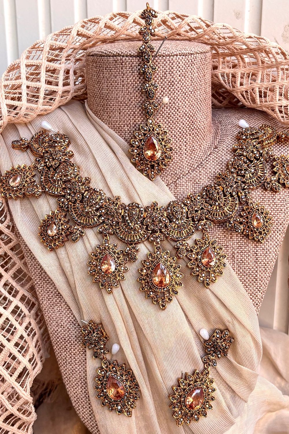 Champagne Crystal Stone Work Jewellery Set Online in Dubai UAE Abudhabi Ajman Sharjah