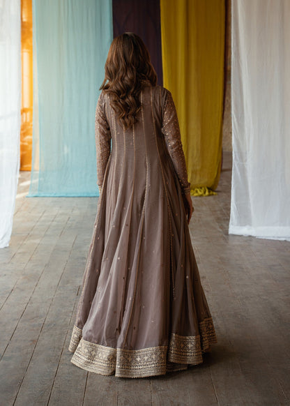 Chiffon Peach Embroidered Party Wear Suit Online in KSA Riyadh Saudi Arabia Oman Bahrain Qatar