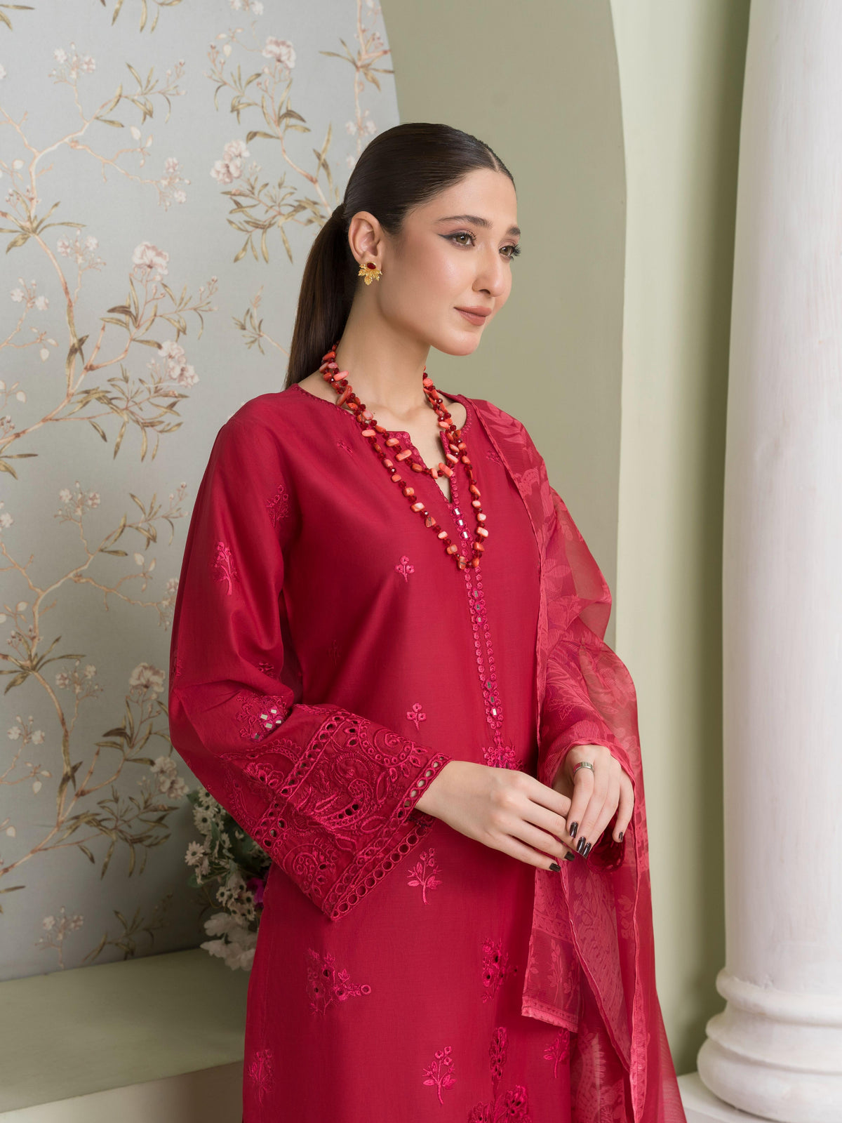 Chikankari Red Cotton Salwar Kameez Online in KSA Riyadh Saudi Arabia Oman Bahrain Qatar