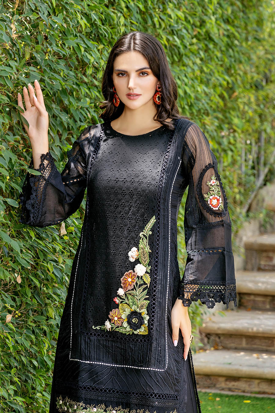 Cotton Chikan Embroidered Partywear Suit Online in Dubai DXB UAE Abudhabi Meena Bazaar