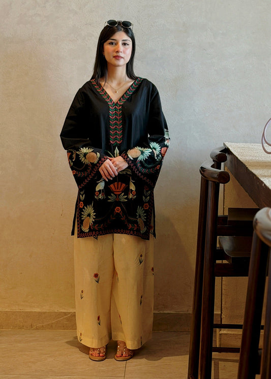 Cotton Embroidered Black Kurta Set Online in KSA Riyadh Saudi Arabia Oman Bahrain Qatar