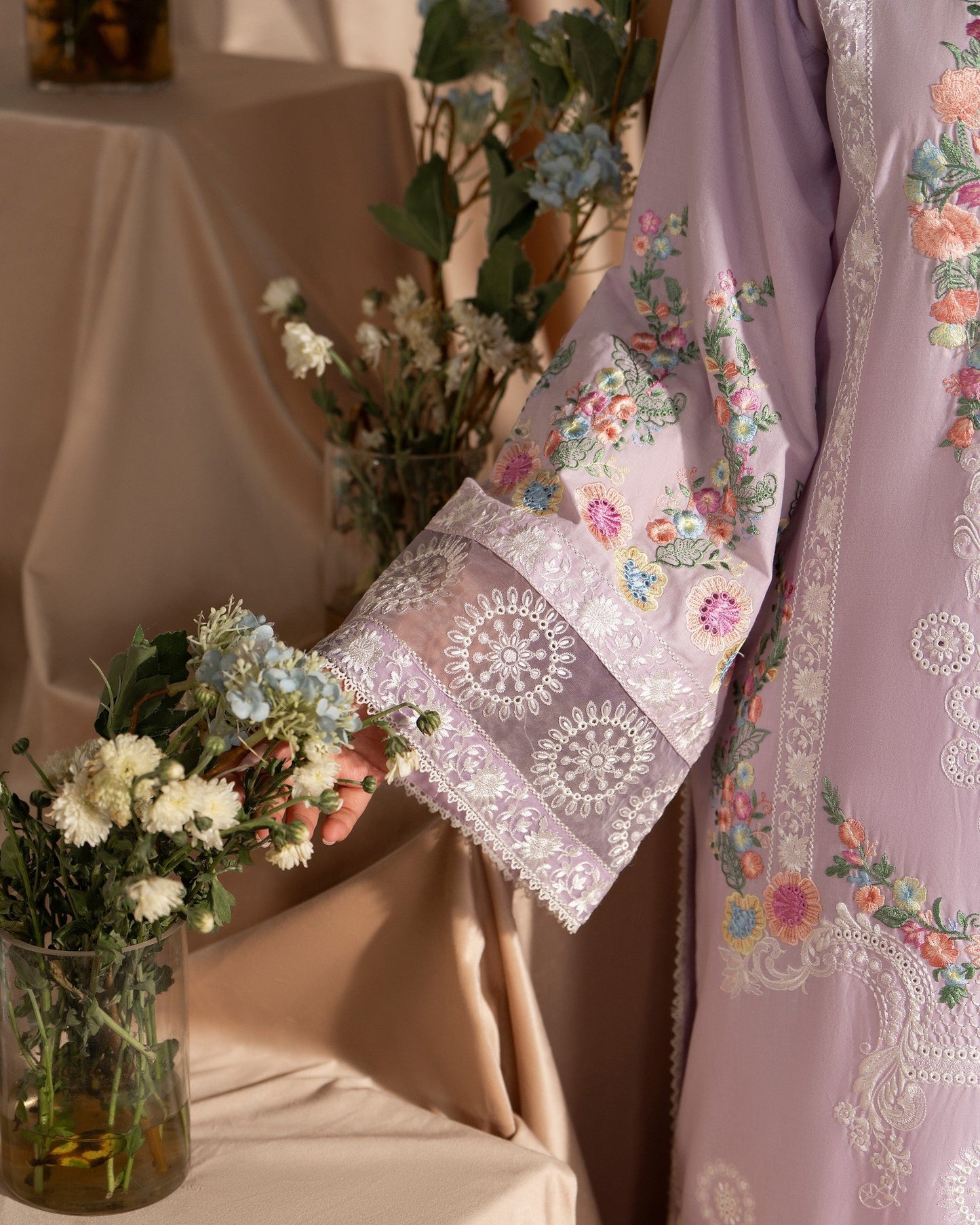 Cotton Embroidered Mauve Salwar Kameez Online in KSA Riyadh Saudi Arabia Oman Bahrain Qatar