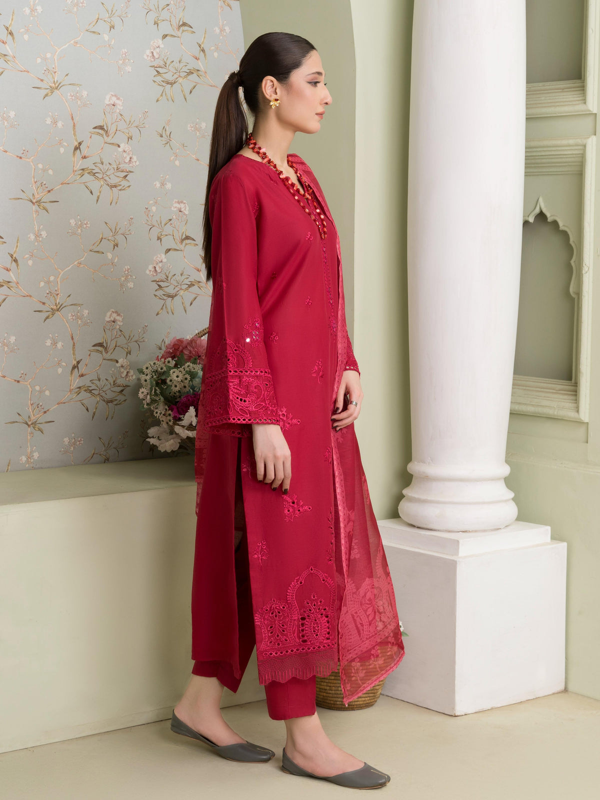 Cotton Red Chikankari Pakistani Salwar Kameez Online in KSA Riyadh Saudi Arabia Oman Bahrain Qatar