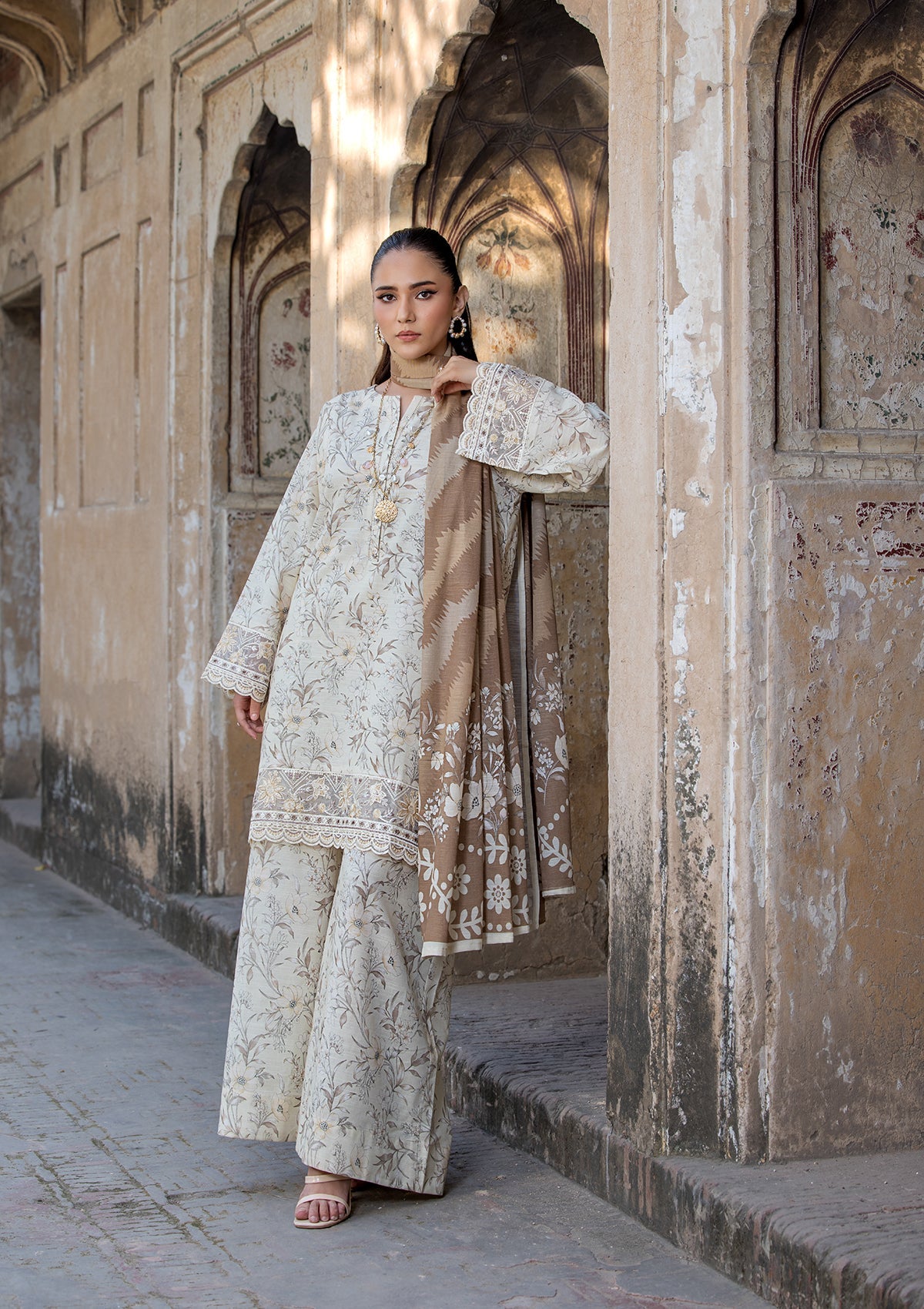 Cream Lawn Embroidered Pakistani Suit Online in Dubai UAE Abudhabi Ajman Sharjah