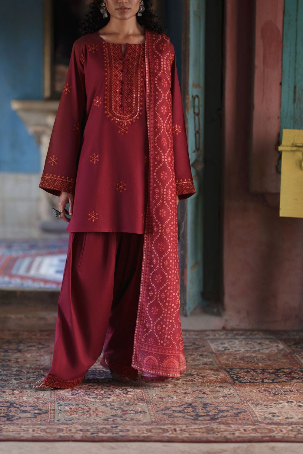 Crimson Embroidered Cotton Lawn Salwar Kameez Online in Dubai UAE Abudhabi Ajman Sharjah