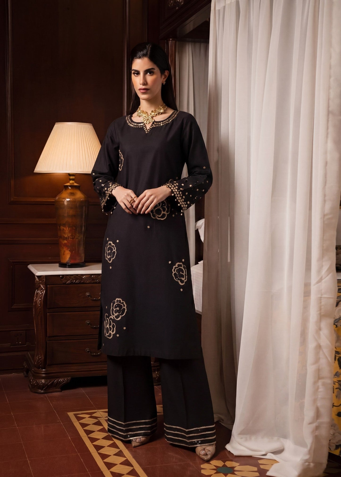 Daily Wear Black Lawn Kurta Set Online in UK USA Canada