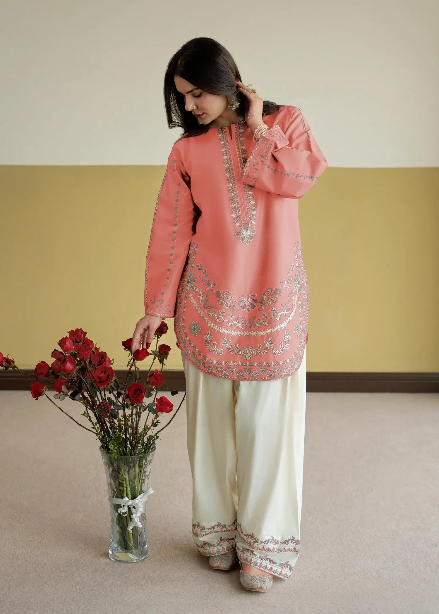 Daily Wear Embroidered Cotton Kurta Set Online in KSA Riyadh Saudi Arabia Oman Bahrain Qatar