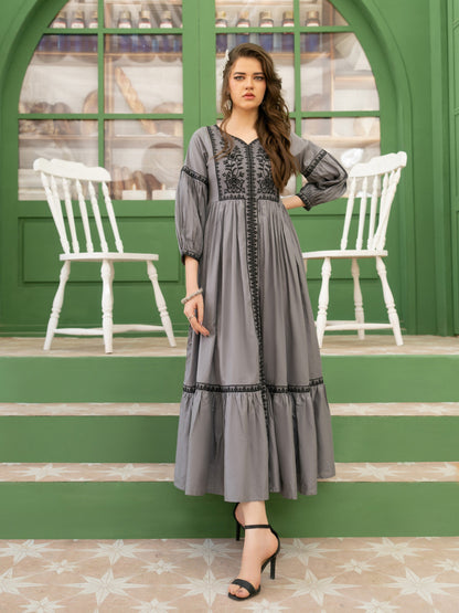 Daily Wear Grey Cotton Embroidered Ladies Suit Online in KSA Riyadh Saudi Arabia Oman Bahrain Qatar