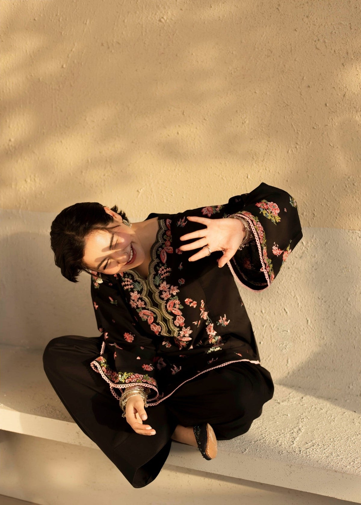 Black Embroidered Pakistani Clothes For Summer Kurta Set Online in Dubai DXB UAE Abudhabi Meena Bazaar